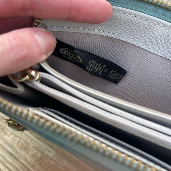 Fossil wallet mint green leather - Picture 7 of 7